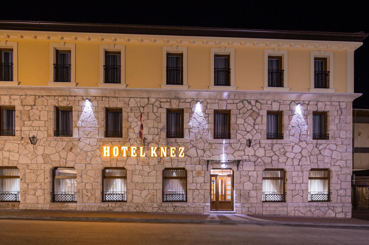 Hotel Knez 쿠프레스 외부 사진