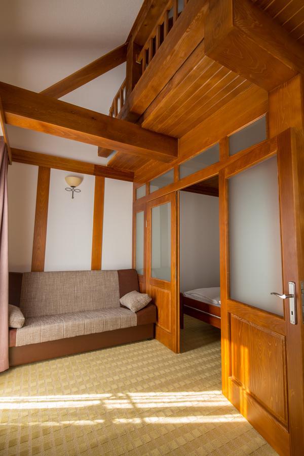Hotel Knez 쿠프레스 외부 사진