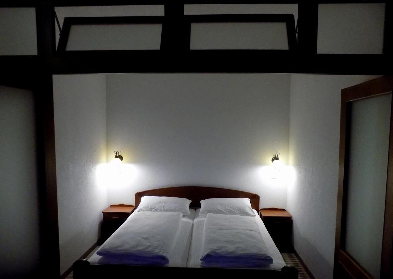 Hotel Knez 쿠프레스 외부 사진